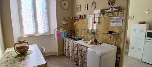 5-salle Appartement à Livorno, Italy No. 262433 5