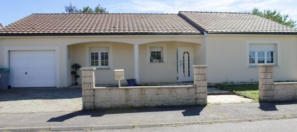 4 bedrooms House in Morhange, France No. 93822 3