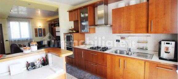 3 bedrooms Apartment in Dalmine, Italy No. 54791 4