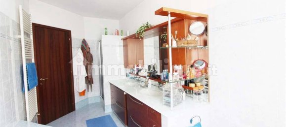3 bedrooms Apartment in Dalmine, Italy No. 54791 10
