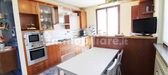 3 bedrooms Apartment in Dalmine, Italy No. 54791 3