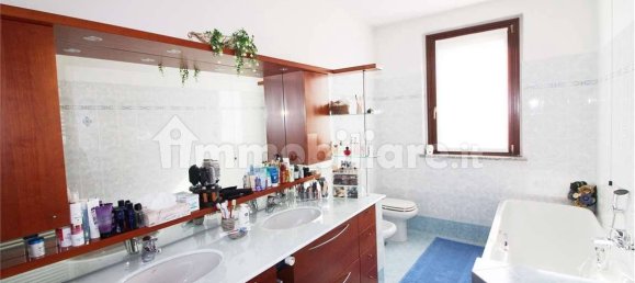 3 bedrooms Apartment in Dalmine, Italy No. 54791 9