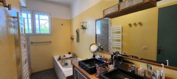 3 bedrooms House in Violes, France No. 304521 10