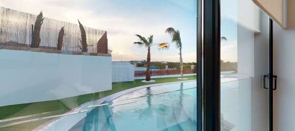 3 bedrooms Villa in Orihuela, Spain No. 524 10