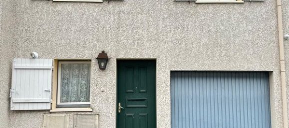 3 bedrooms House in Evry, France No. 163191 7