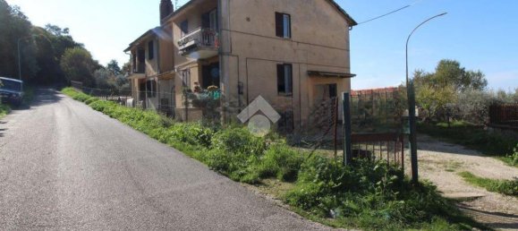 2 rooms Apartment in Scandriglia, Italy No. 137595 2