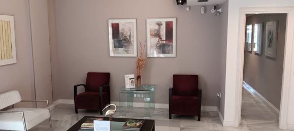 Apartamento de 2 dormitorios en Marbella, Spain No. 147579 3