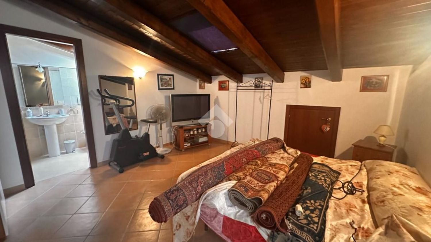 7 rooms Villa in Rome, Italy No. 274967