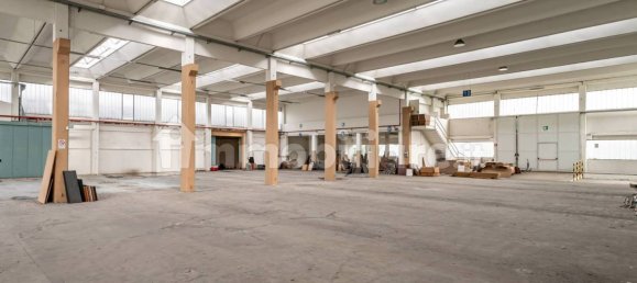 5 rooms Warehouse in Arosio, Italy No. 2379 9