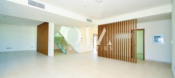 4 bedrooms Villa in Yas Island, UAE No. 25007 7