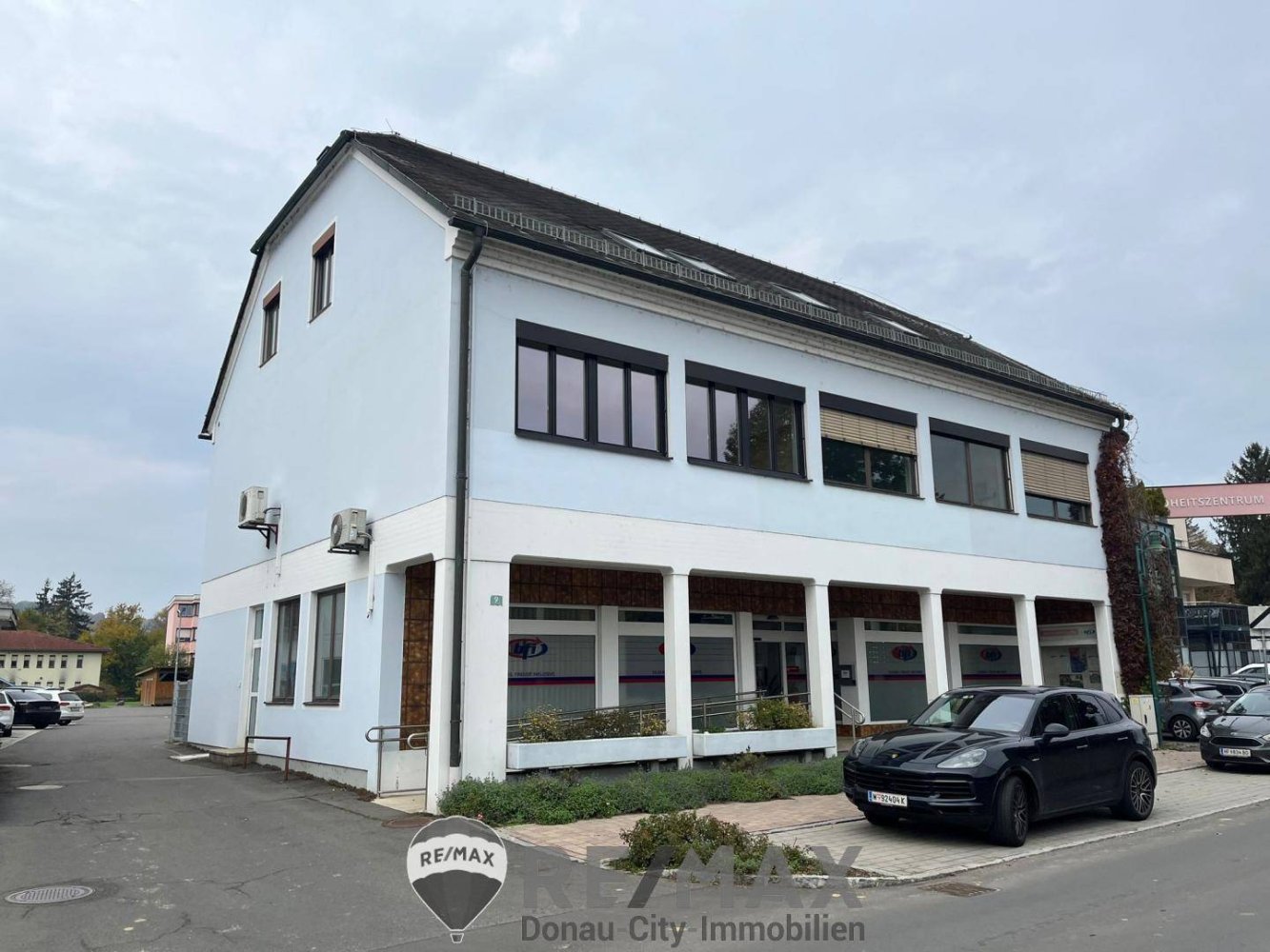 590m² Office in Jennersdorf, Austria No. 73324