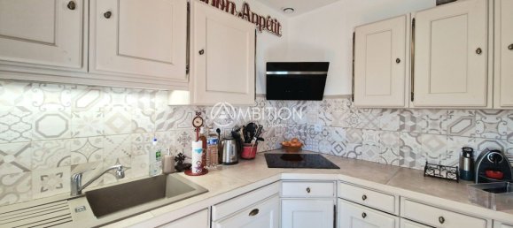 4 bedrooms Villa in Frejus, France No. 295647 13