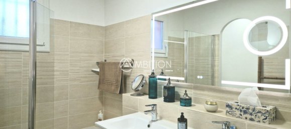 4 bedrooms Villa in Frejus, France No. 295647 15