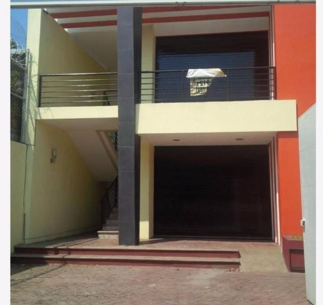 150m² Building in Chiapas, Mexico No. 202209