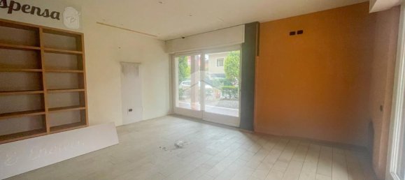 3 rooms Commercial property in Borgosatollo, Italy No. 123423 4