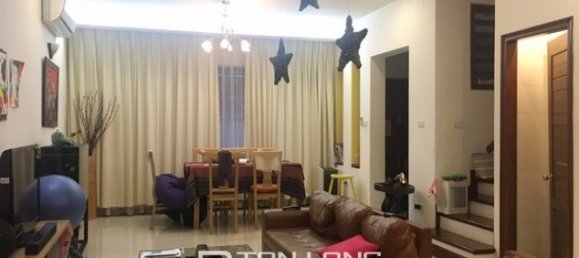 4 bedrooms House in Tay Ho, Vietnam No. 1959 3