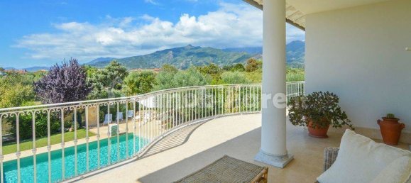 Villa de 5 dormitorios en Forte dei Marmi, Italy No. 38816 22