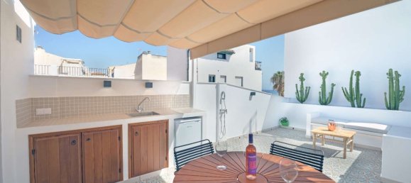 2 bedrooms House in Caleta de Velez, Spain No. 104742 3