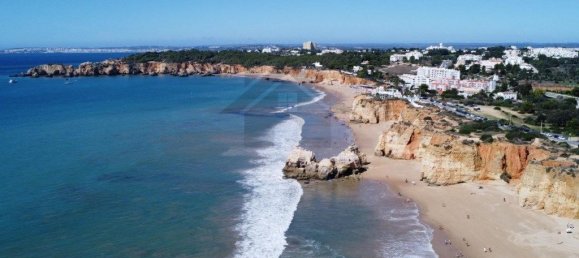 Gewerbliche Immobilie in Portimao, Portugal 192m², Nr. 261306 6