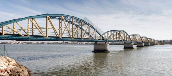 Gewerbliche Immobilie in Portimao, Portugal 192m², Nr. 261306 4