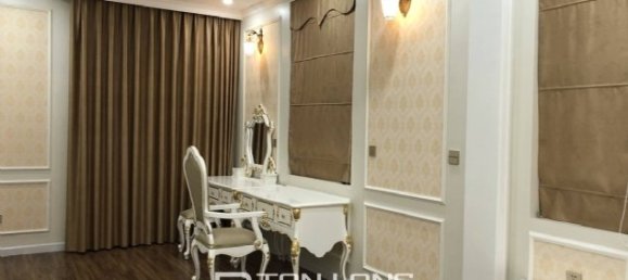 3 bedrooms Villa in Long Bien, Vietnam No. 1191 3