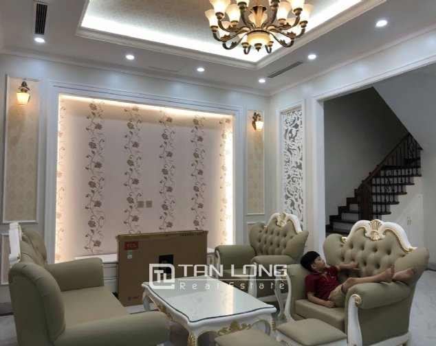 3 bedrooms Villa in Long Bien, Vietnam No. 1191