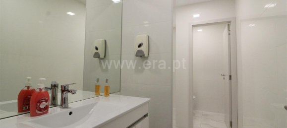 300m² Office in Barcelos, Portugal No. 190499 9