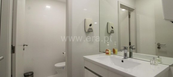 300m² Office in Barcelos, Portugal No. 190499 10