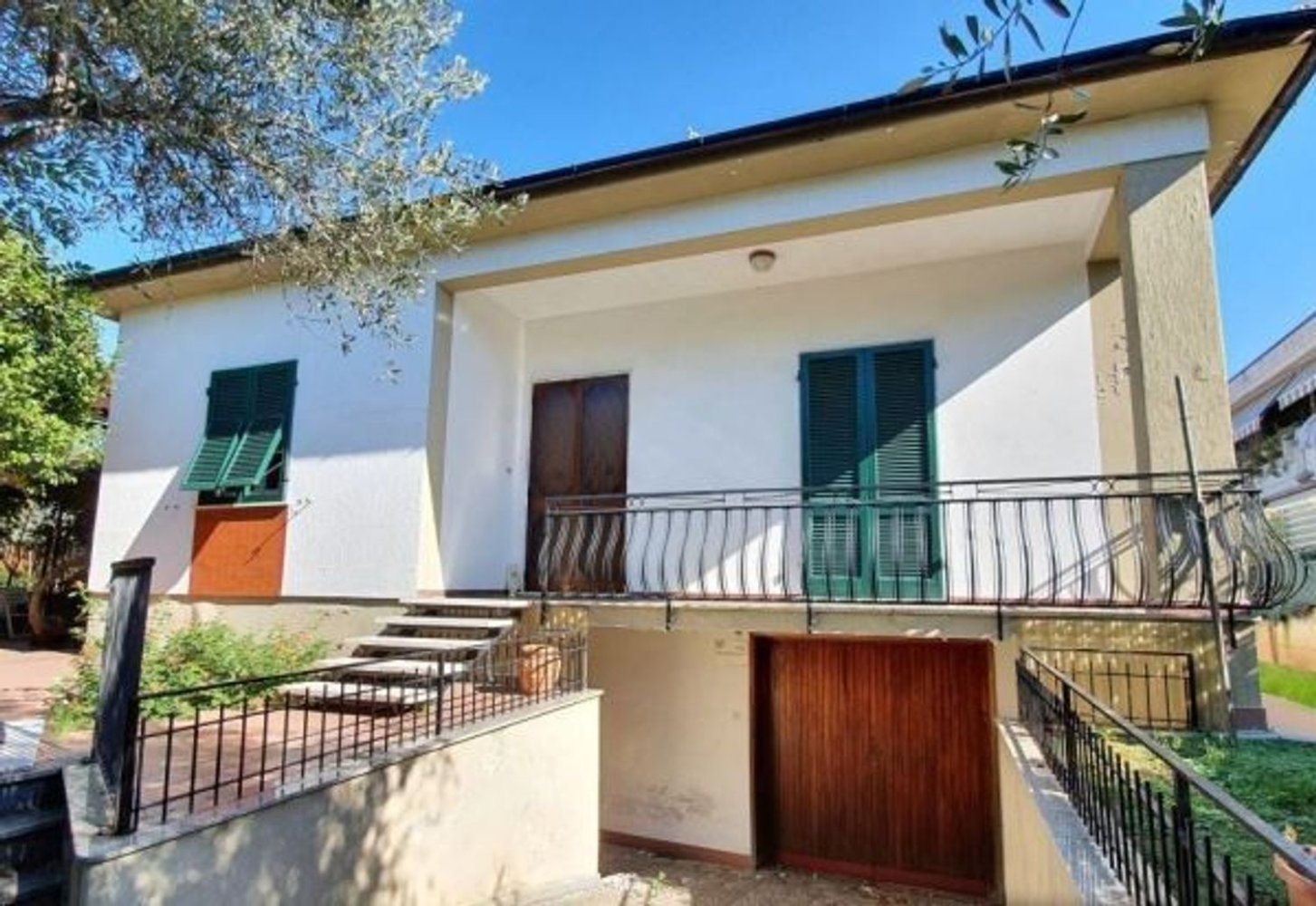 5-salle Villa à Laigueglia, Italy No. 113301