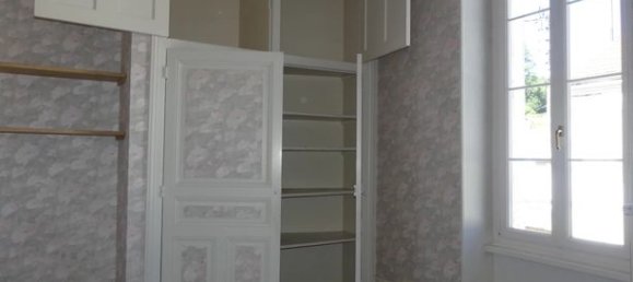 3 bedrooms Apartment in Le Creusot, France No. 359975 6