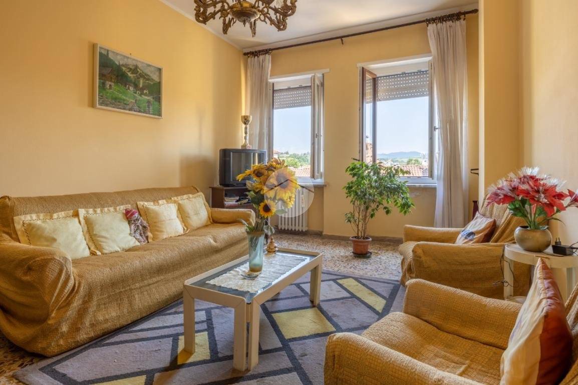 2 bedrooms Apartment in Chieri, Italy No. 259796