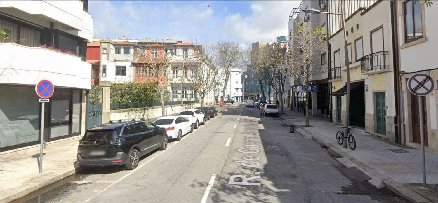 2 bedrooms Apartment in Porto, Portugal No. 199620