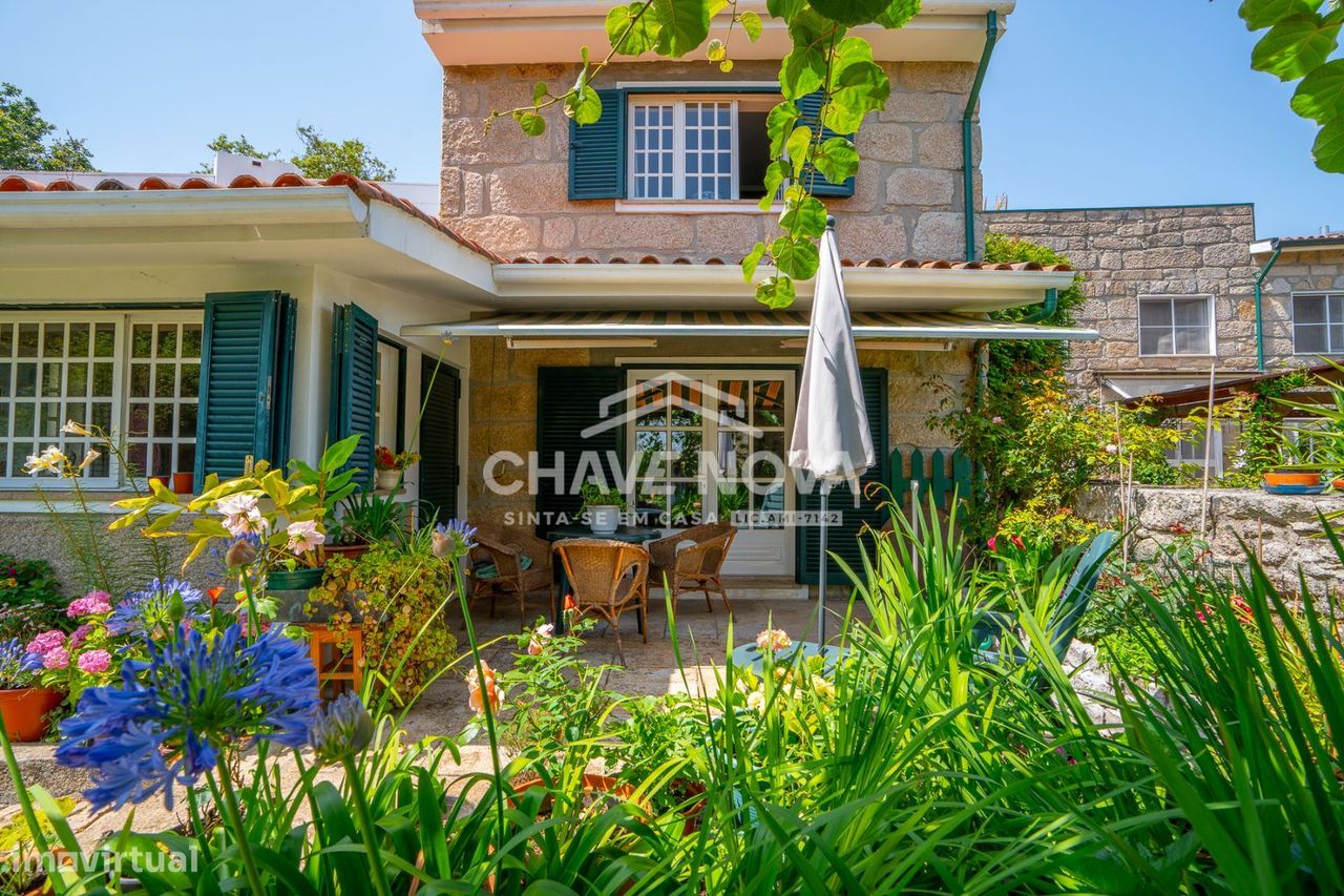 4 bedrooms House in Castelo da Maia, Portugal No. 256178