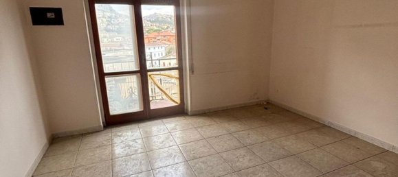 Apartamento de 2 habitaciónes en Montesarchio, Italy No. 227004 9