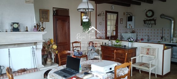 Вилла с 2 спальнями в Эндр и Луара, Франция № 264985 3