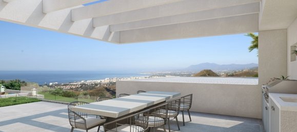 4 bedrooms Villa in Marbella, Spain No. 4711 7