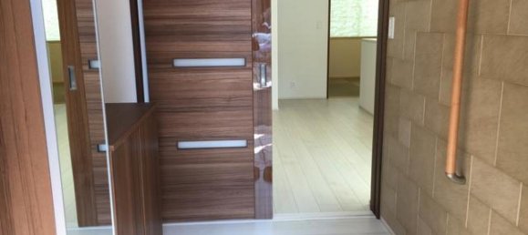 4 bedrooms House in Ehime, Japan No. 1632 2