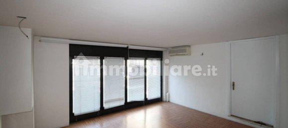 2-salle Bureau à Milan, Italy No. 245632 26