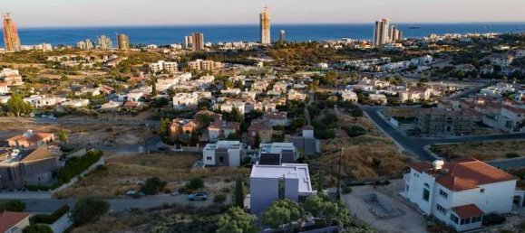 5 bedrooms House in Mouttagiaka, Cyprus No. 6836 3