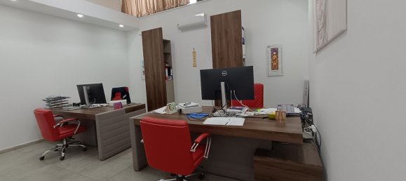 مستودع في Modugno, Italy 1000متر مربع رقم 288652 17