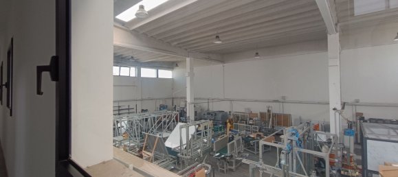 مستودع في Modugno, Italy 1000متر مربع رقم 288652 12