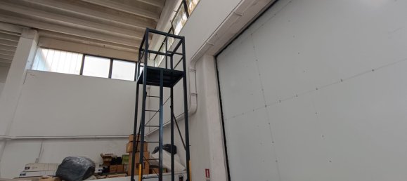 مستودع في Modugno, Italy 1000متر مربع رقم 288652 5