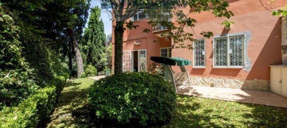 6 rooms Apartment in Rome, Italy No. 20206 2