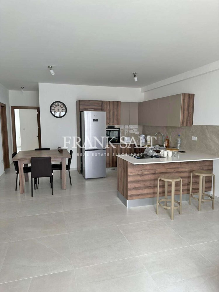 Apartamento T2 em Zebbug, Malta N.º 7967