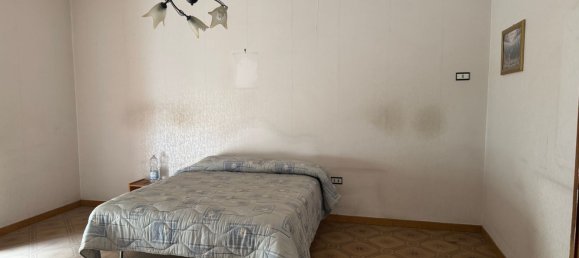 9 bedrooms House in Cimitile, Italy No. 347455 4