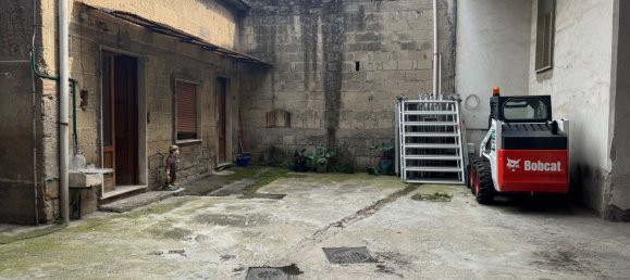 9 bedrooms House in Cimitile, Italy No. 347455 27