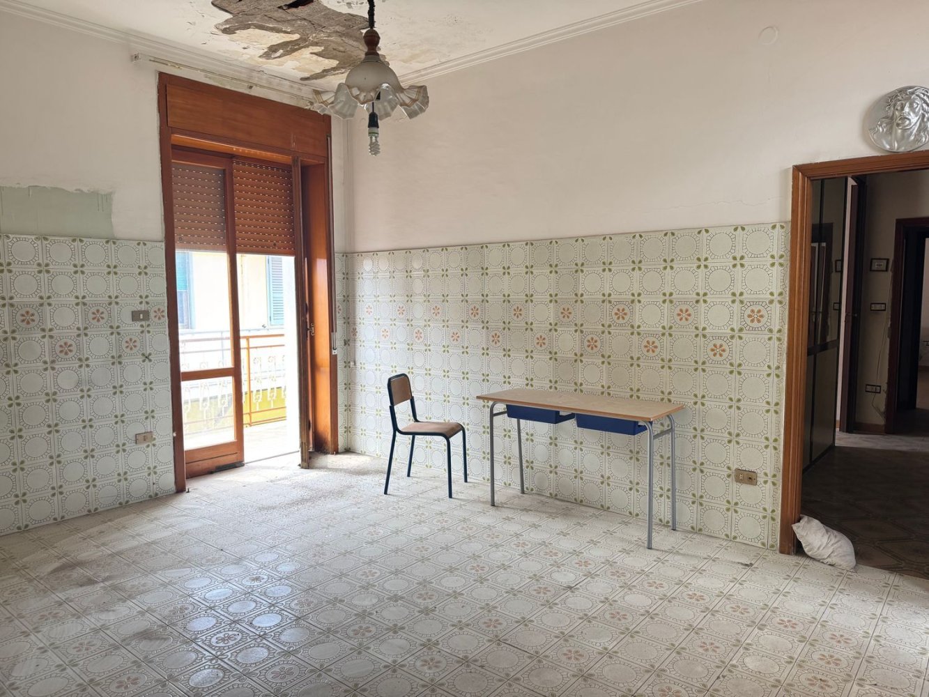 9 bedrooms House in Cimitile, Italy No. 347455