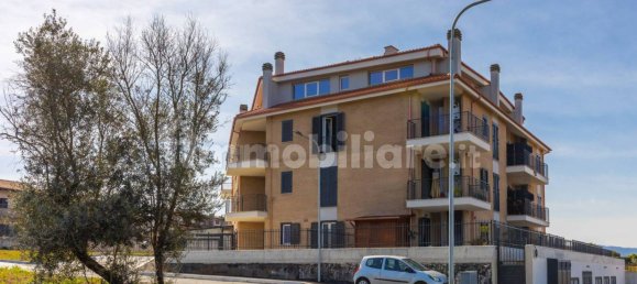 2 Schlafzimmer Wohnung in Gallicano nel Lazio, Italy, Nr. 61444 3