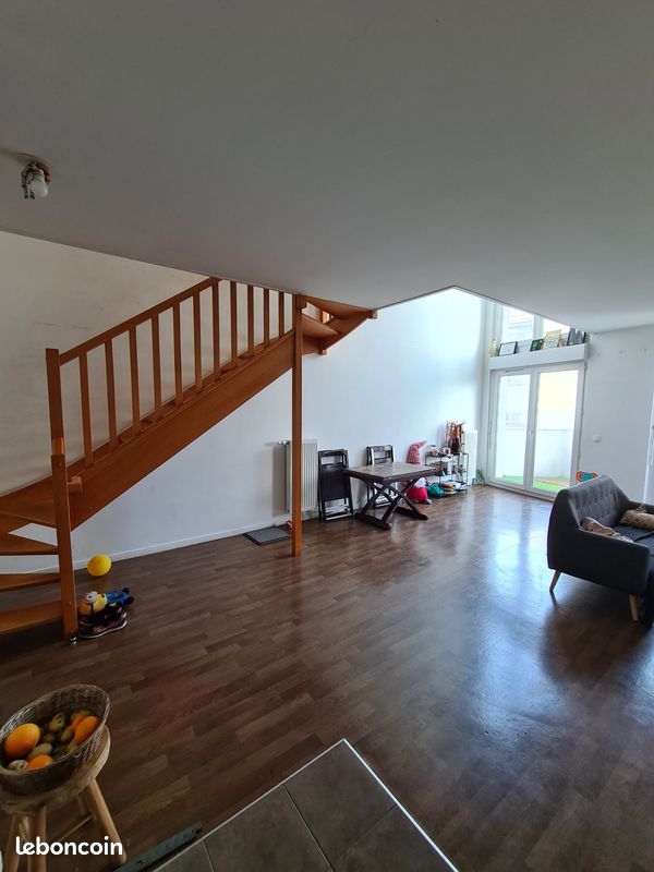 3 Schlafzimmer Doppelhaus in Bobigny, France, Nr. 176161