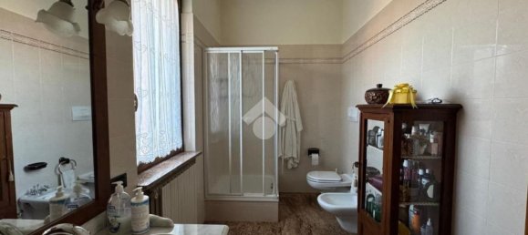 Villa de 4 divisões em Madone, Italy N.º 210550 10